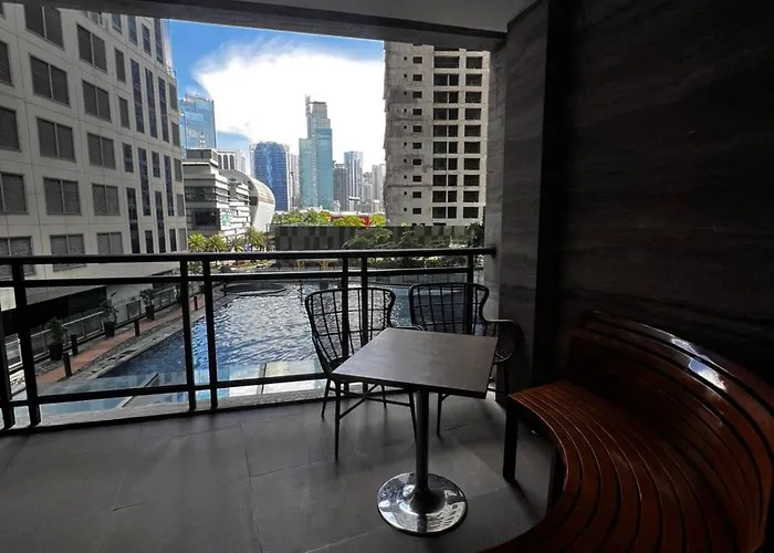 Knightsbridge Residences *