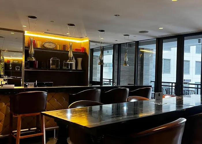 Knightsbridge Residences *